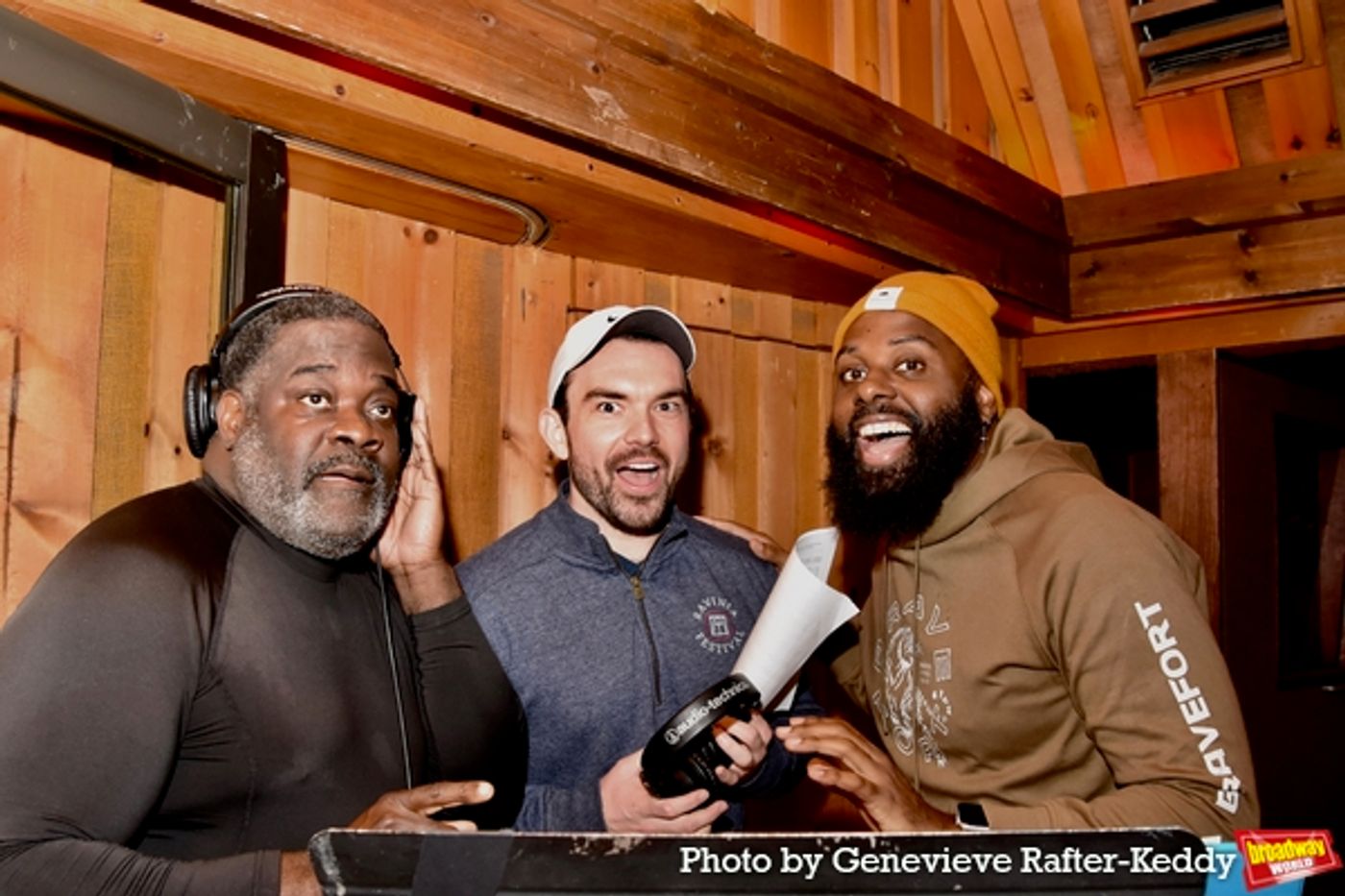 Photo Exclusive: The Cast of THE MUSIC MAN Sings 'Carols For A Cure' Photo Exclusive: The Cast of THE MUSIC MAN Sings 'Carols For A Cure' Image