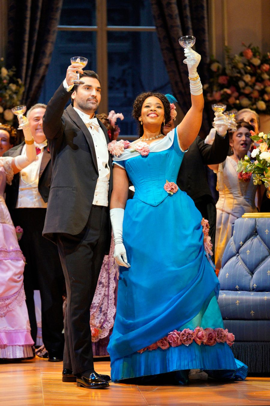 Photos: First Look at San Francisco Opera's LA TRAVIATA Image