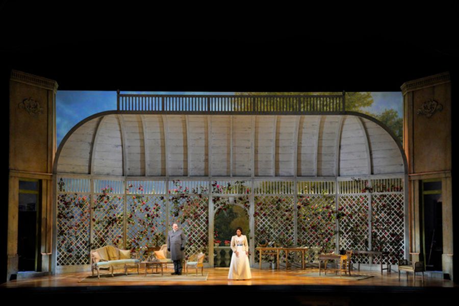 Photos: First Look at San Francisco Opera's LA TRAVIATA Image