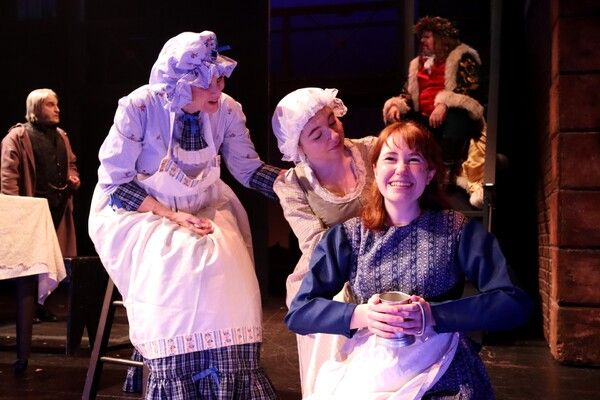 Jeffrey Sanzel, Linda May, Michaela Reis, Hannah Waller, and Scott Hofer Photo