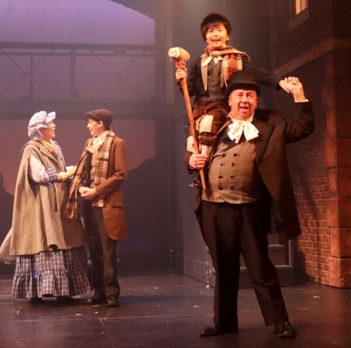 Photos: First Look at Theatre Three's A CHRISTMAS CAROL  Image
