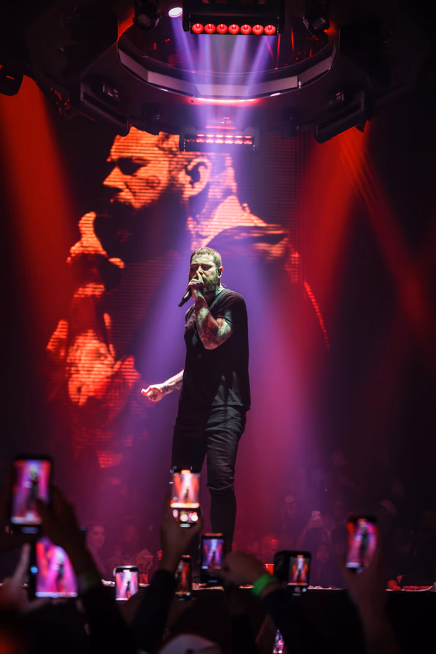 Photos: Post Malone Rocks Zouk Nightclub with Electric Performance Photos: Post Malone Rocks Zouk Nightclub with Electric Performance Image