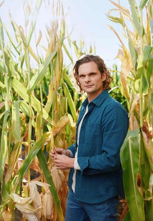 Andrew Durand @ BroadwayWorld Andrew Durand Photo