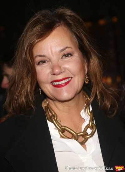 Margaret Colin Photo