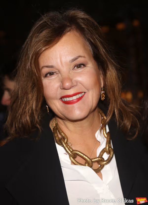 Margaret Colin Photo