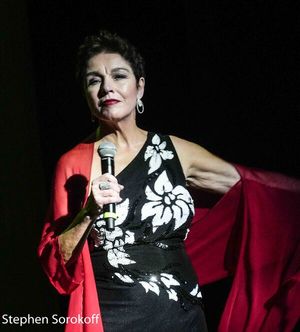 Christine Andreas Photo