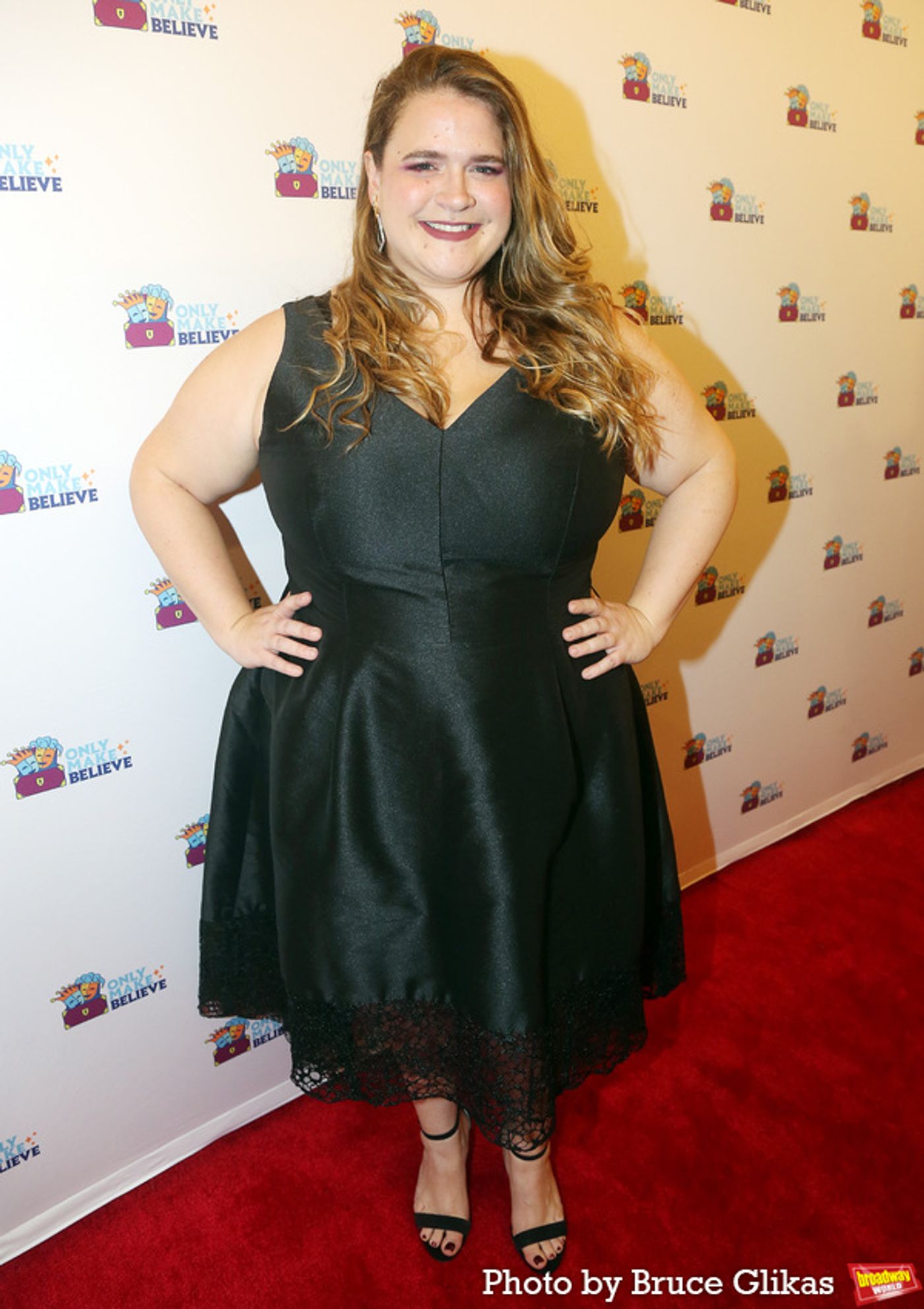 Photos: Stars Walk the Red Carpet at Only Make Believe BACK ON BROADWAY Gala  Image