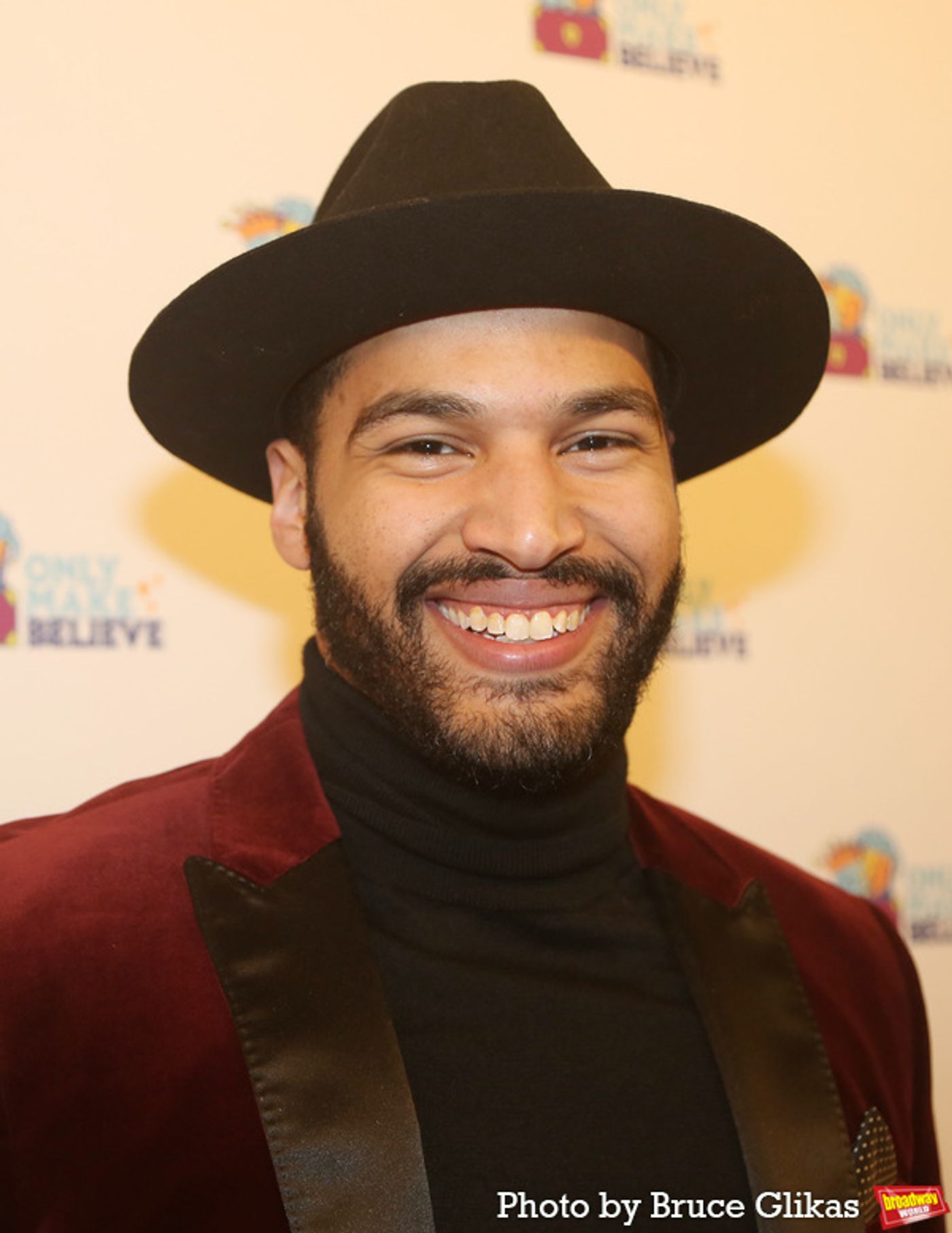 Photos: Stars Walk the Red Carpet at Only Make Believe BACK ON BROADWAY Gala  Image