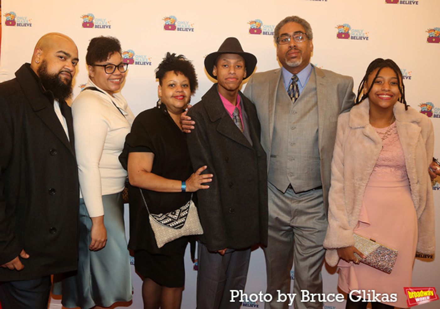 Photos: Stars Walk the Red Carpet at Only Make Believe BACK ON BROADWAY Gala  Image