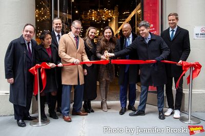 James Nederlander, Anne del Castillo, Fred Dixon, Mark Levine, Diane Nicoletti, Julie Photo