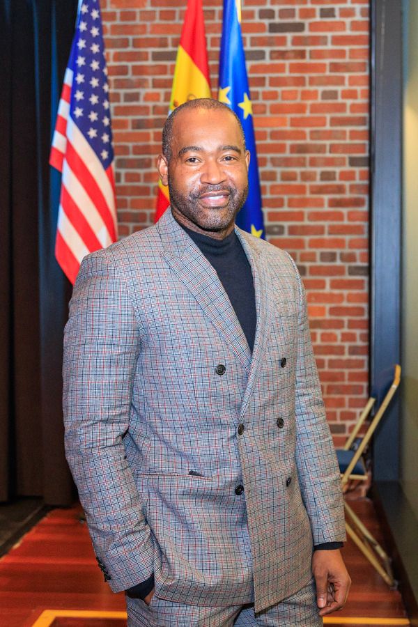 Photos & Video: Chita Rivera Receives HOLA Lifetime Achievement Award  Image