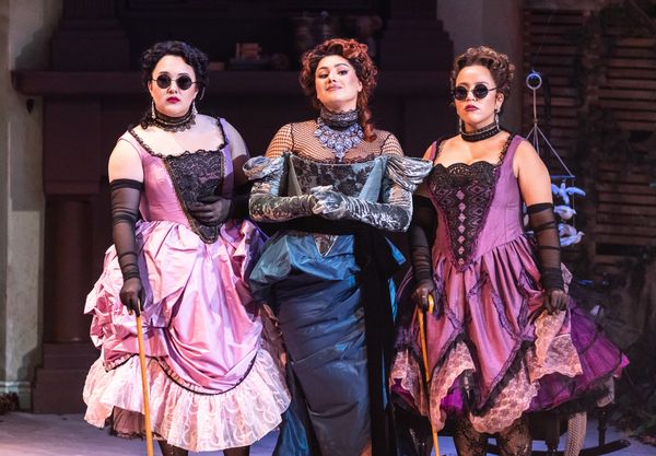 chani Wereley (Lucinda), Maria Rizzo (Stepmother), and Adelina Mitchell (Florinda) in Photo