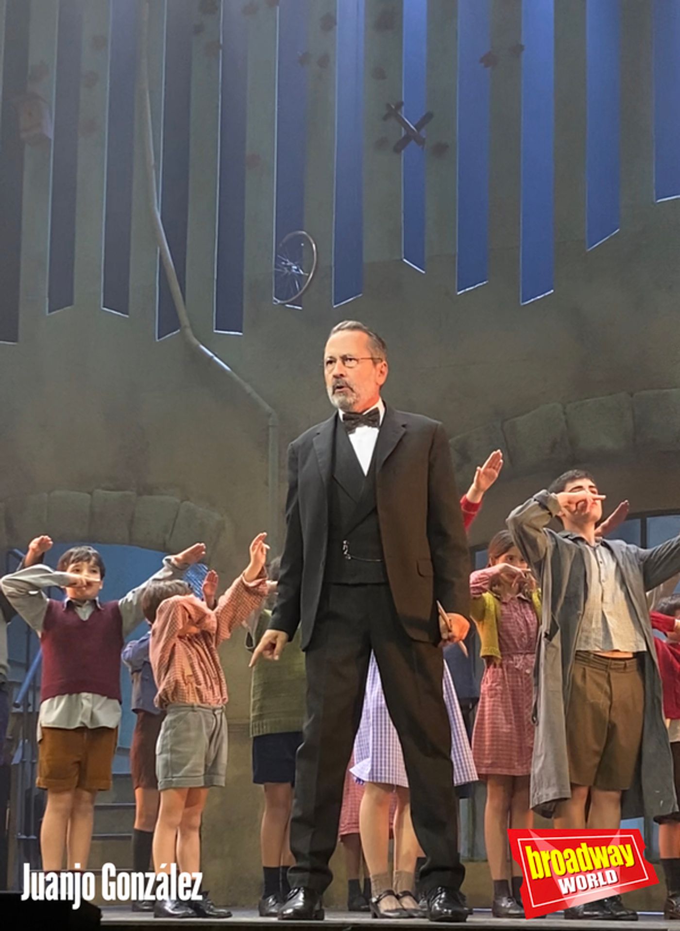 Photos: LOS CHICOS DEL CORO comienzan funciones en La Latina Photos: LOS CHICOS DEL CORO comienzan funciones en La Latina Image