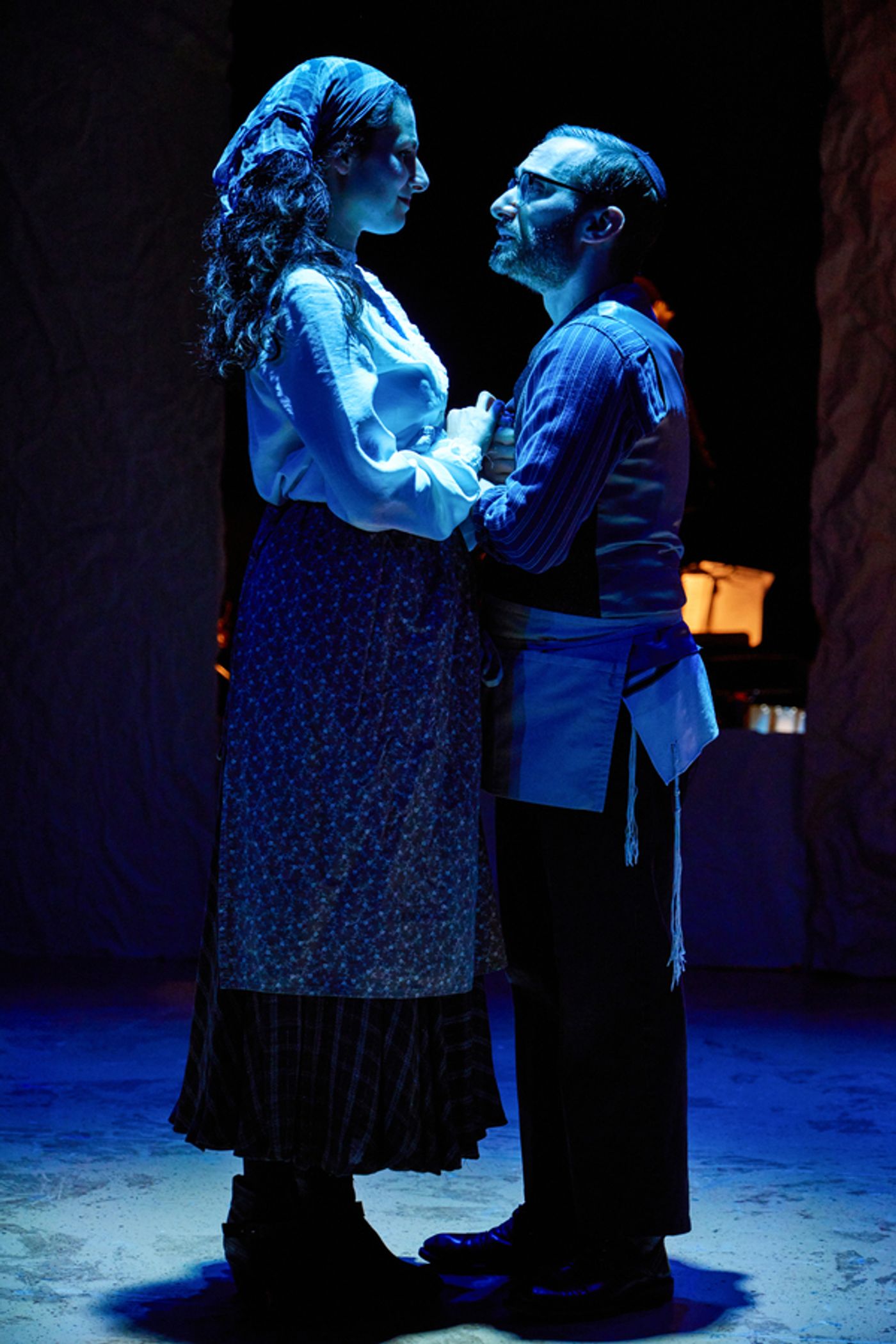 Photos: First Look at FIDDLER ON THE ROOF In Yiddish at New World Stages  Image