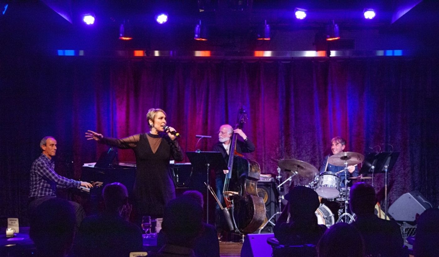 Review: THE LINEUP WITH SUSIE MOSHER at Birdland Theater Retains Its Sparkle After Four Years  Image