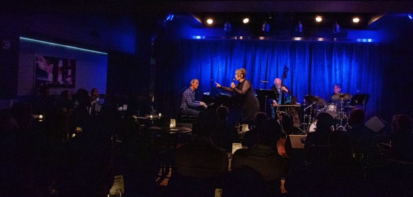 Review: THE LINEUP WITH SUSIE MOSHER at Birdland Theater Retains Its Sparkle After Four Years  Image