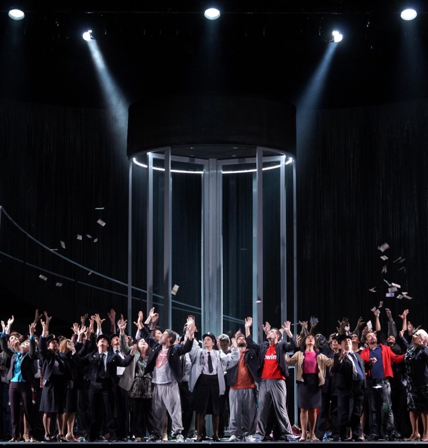 Interview: Tomás Marco y César San Martín nos hablan de POLICÍAS Y LADRONES  Image