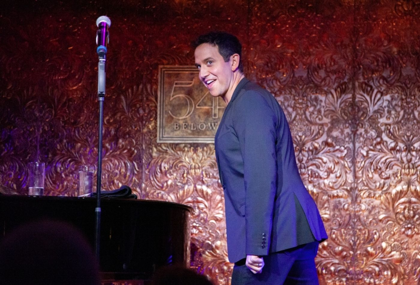 Review: SANTINO FONTANA Rises High To The Occasion At 54 Below  Image