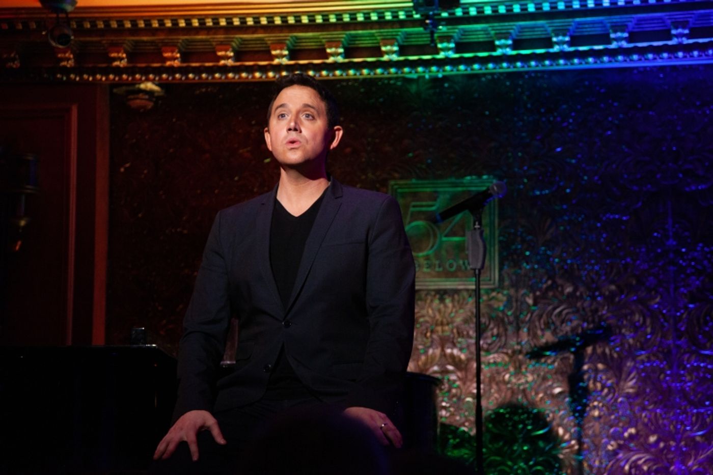 Review: SANTINO FONTANA Rises High To The Occasion At 54 Below  Image