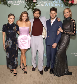 Kristen Bell, Director Claire Scanion, Dustin Milligan, Ben Platt and Allison Janney Photo