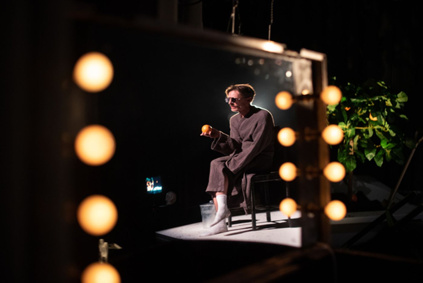 Photos: First Look At Dickie Beau In ¡SHOWMANISM! At the Ustinov Studio in Bath  Image