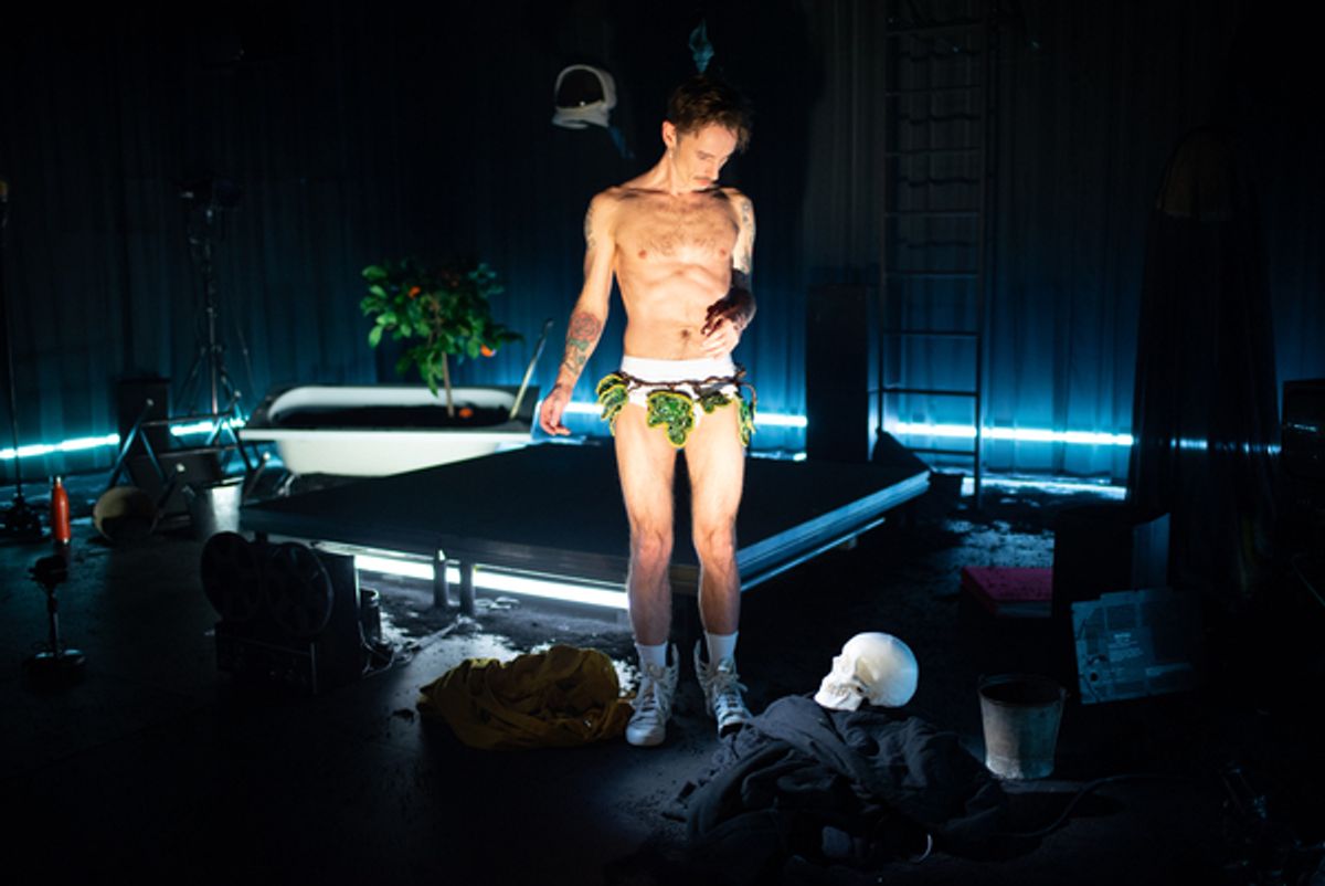 Dickie Beau at Photos: First Look At Dickie Beau In ¡SHOWMANISM! At the Ustinov Studio in Bath