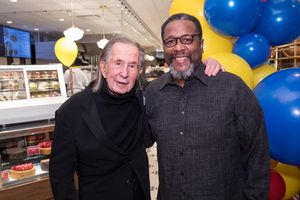 Shelley Fireman, Wendell Pierce @ BroadwayWorld Shelley Fireman, Wendell Pierce Photo