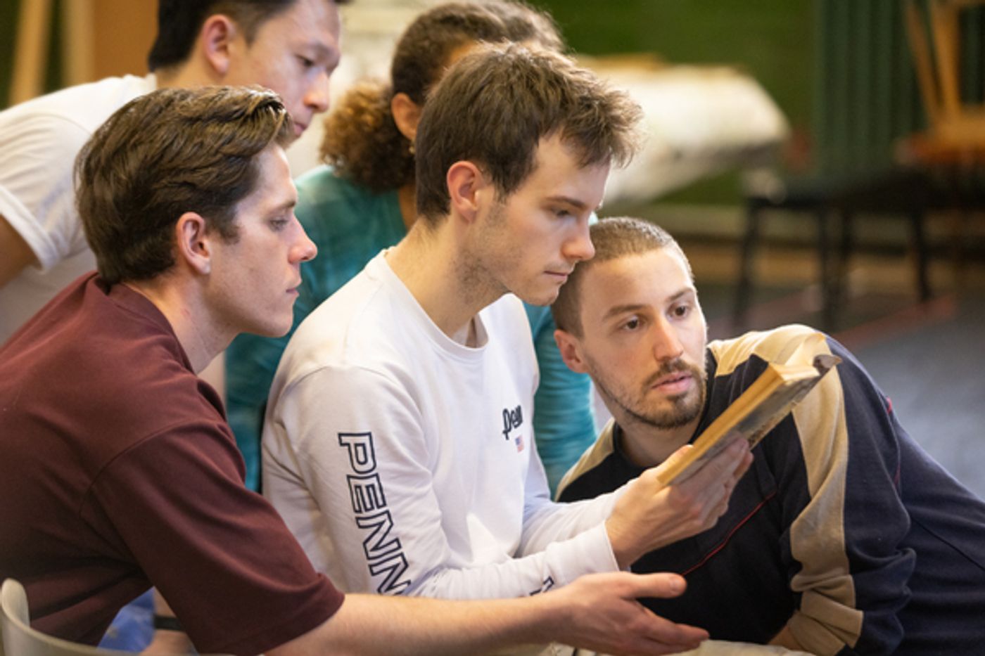Photos: Inside Rehearsal For THE OCEAN AT THE END OF THE LANE UK and Ireland Tour  Image