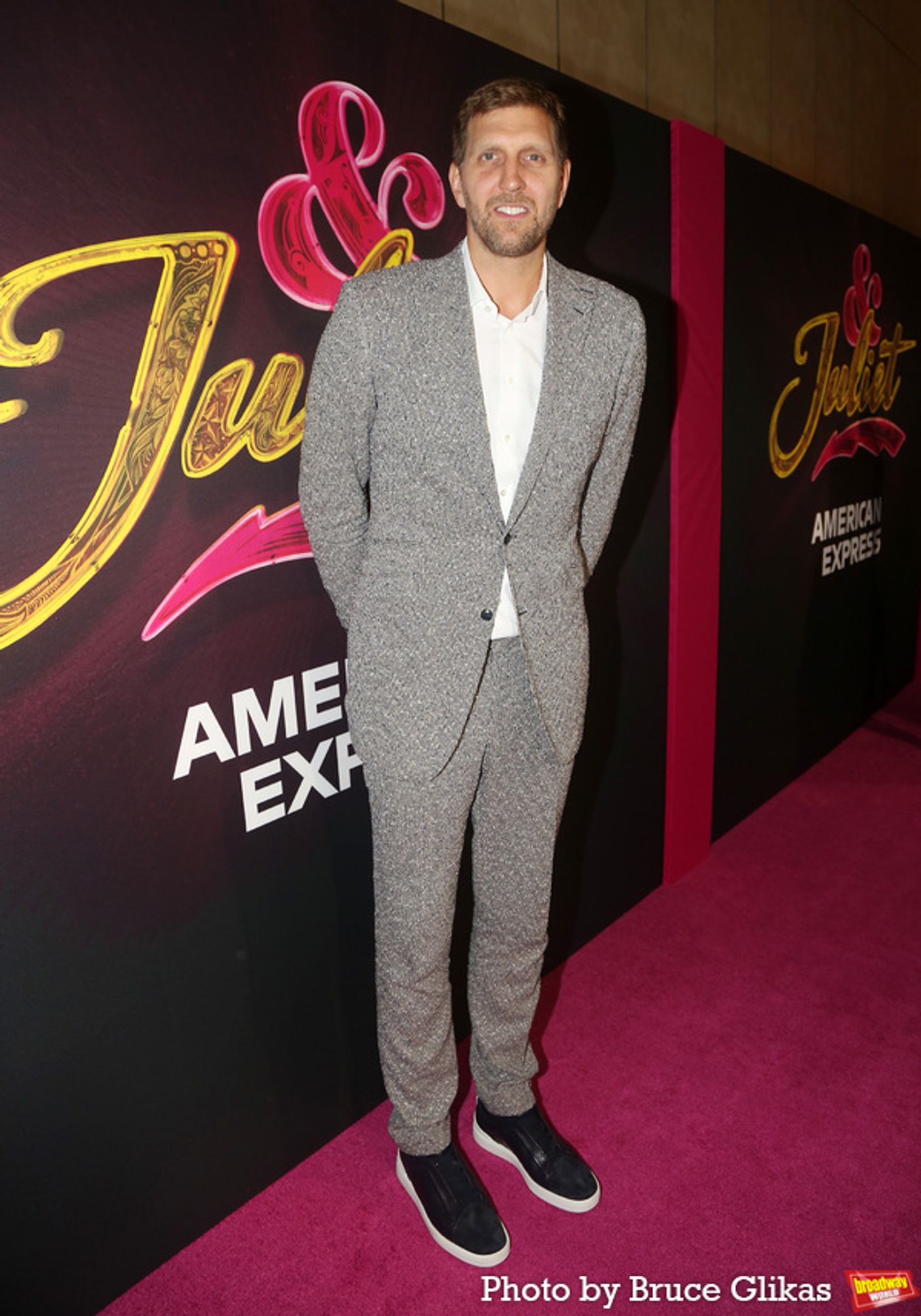 Photos: & JULIET Opening Night Brings Out Broadway And Pop Royalty!  Image