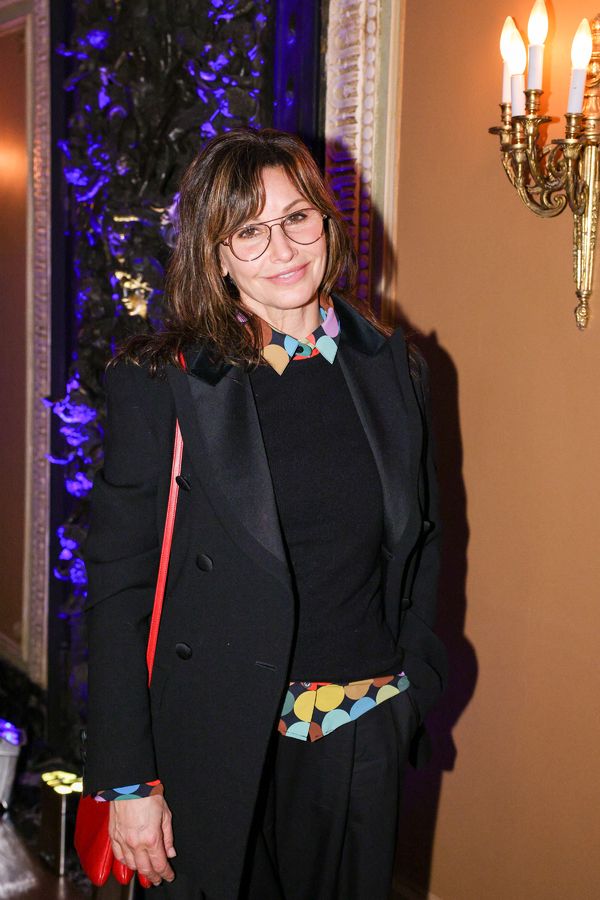 Gina Gershon Photo