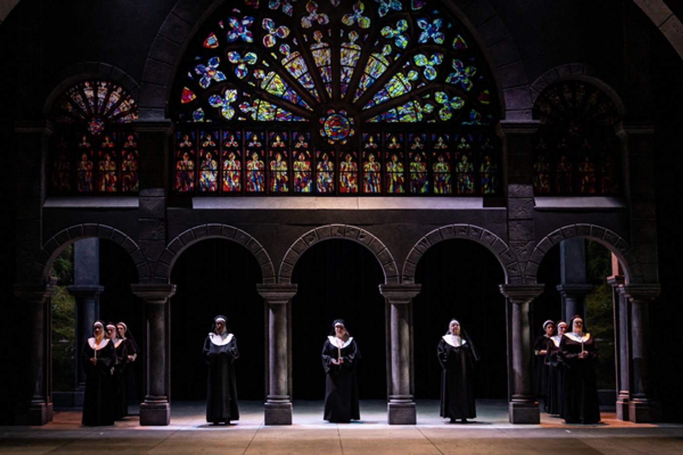 Photos: First Look at THE SOUND OF MUSIC at Paramount Theatre  Image