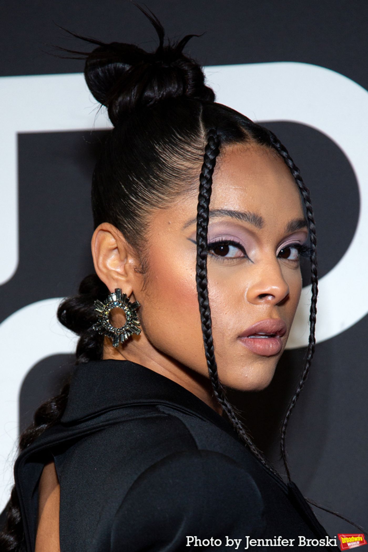 Photos: Stars Walk the Red Carpet to Celebrate KPOP Opening Night  Image