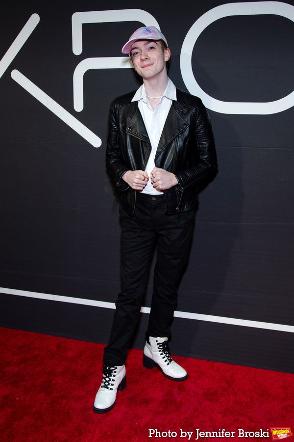 Zell Steele Morrow Photo