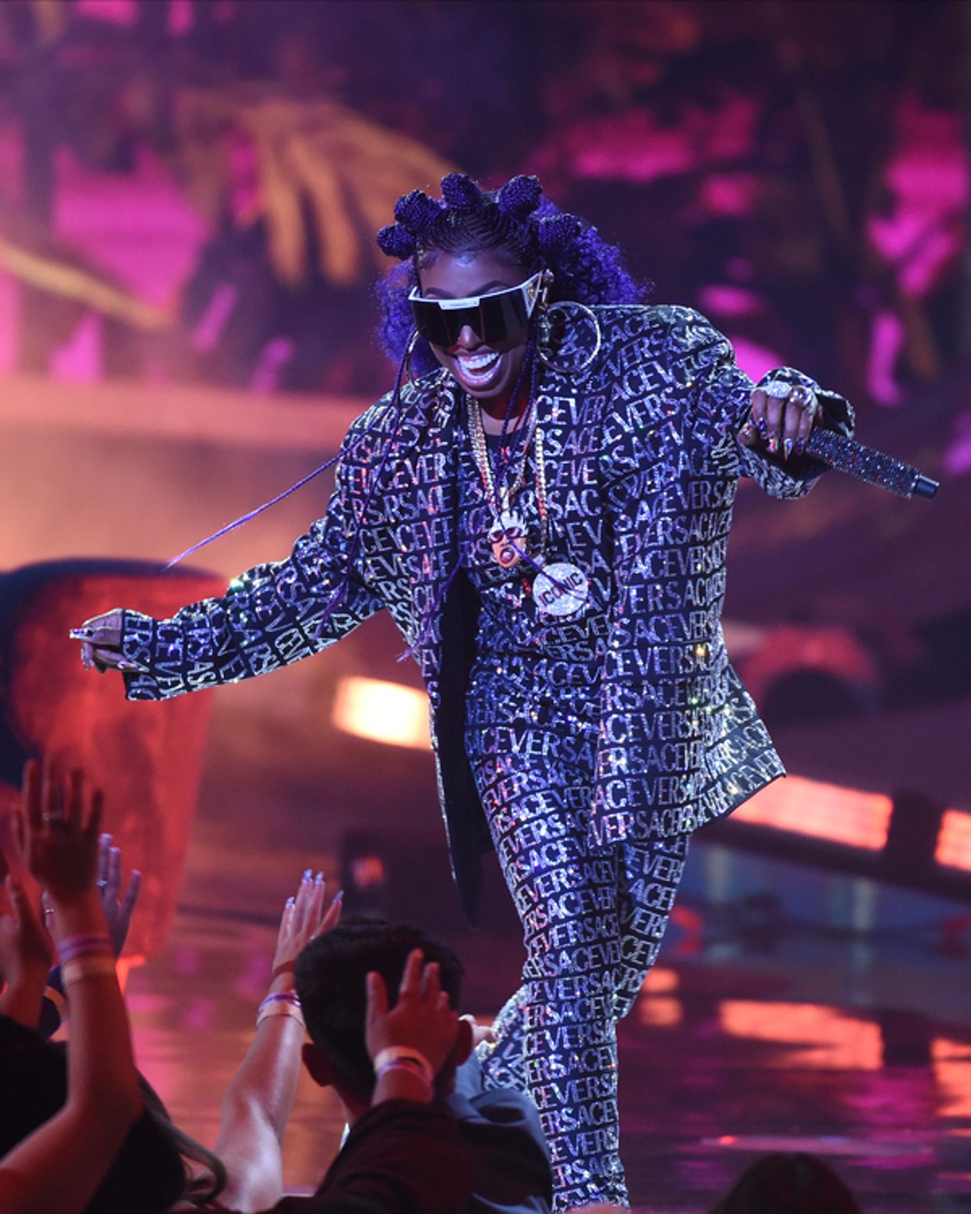 Photos: Inside The American Music Awards With Wayne Brady, Taylor Swift & More  Image