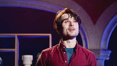 Oli Higginson as Dean. Photo