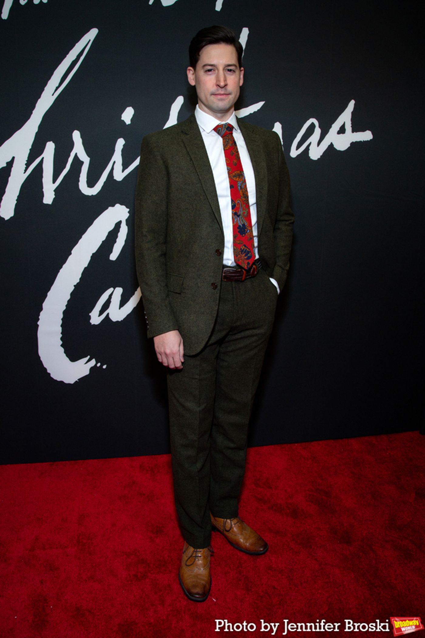 Photos: On the Red Carpet at Opening Night of A CHRISTMAS CAROL  Image