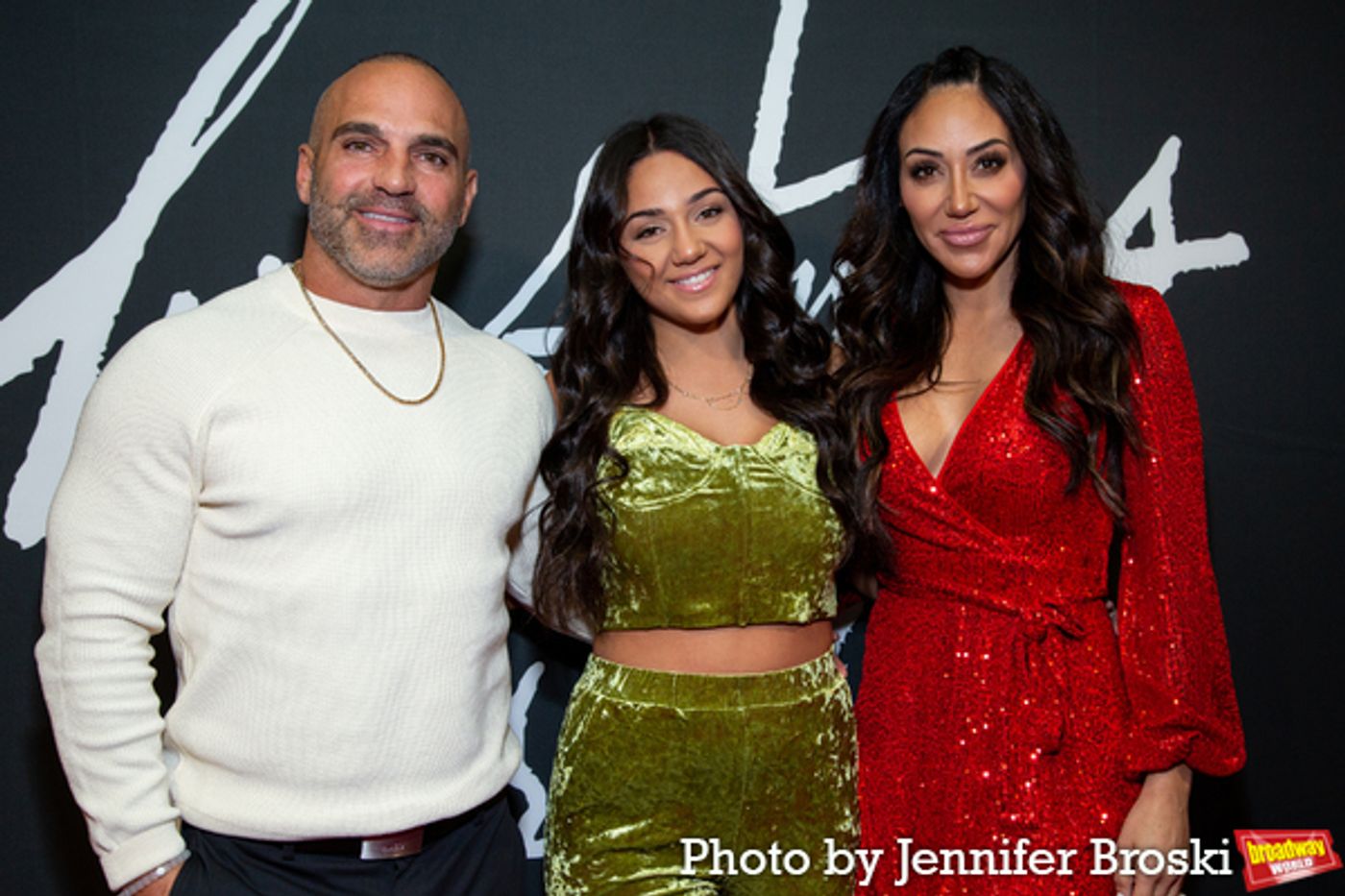 Photos: On the Red Carpet at Opening Night of A CHRISTMAS CAROL  Image