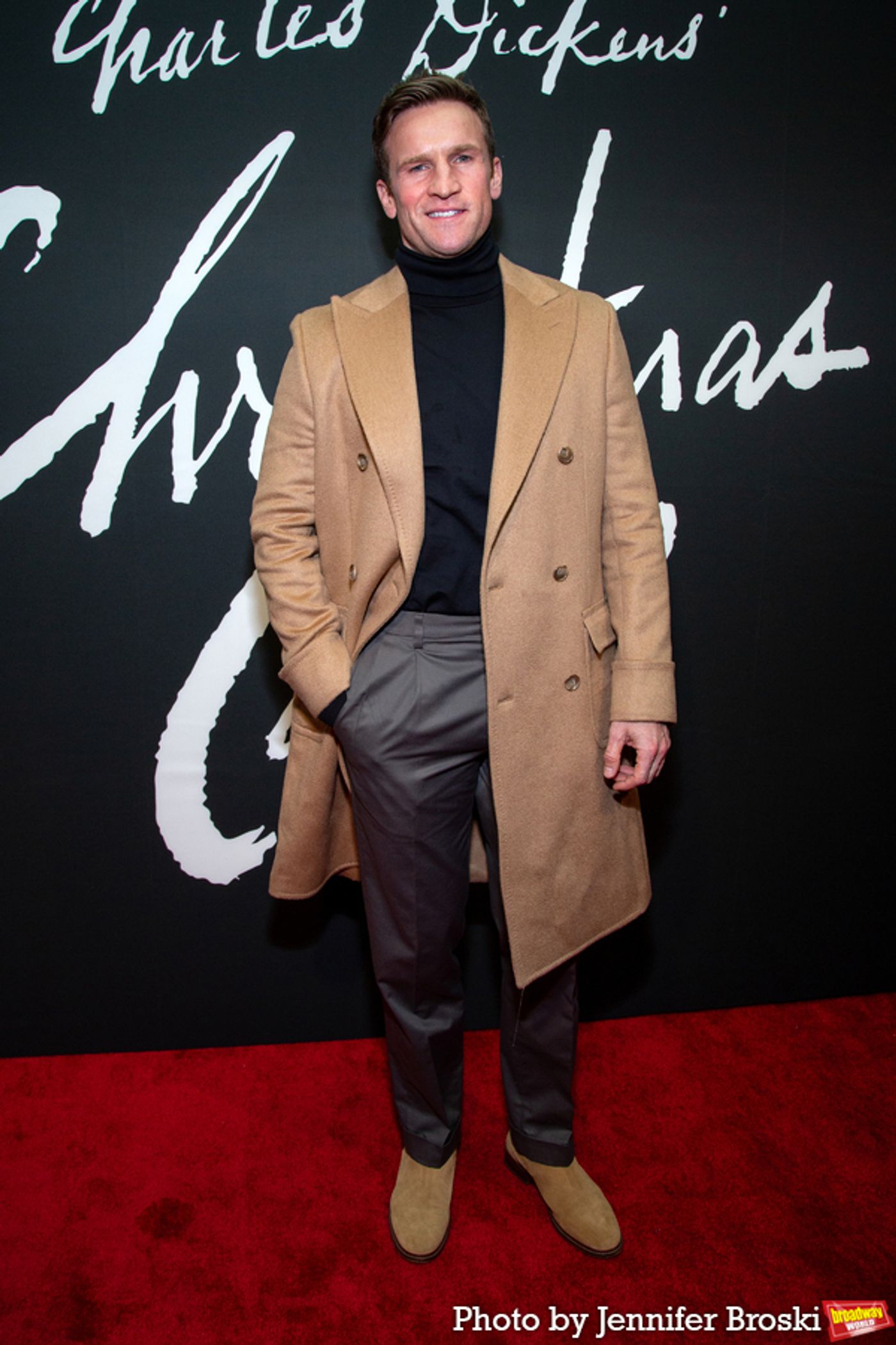 Photos: On the Red Carpet at Opening Night of A CHRISTMAS CAROL  Image