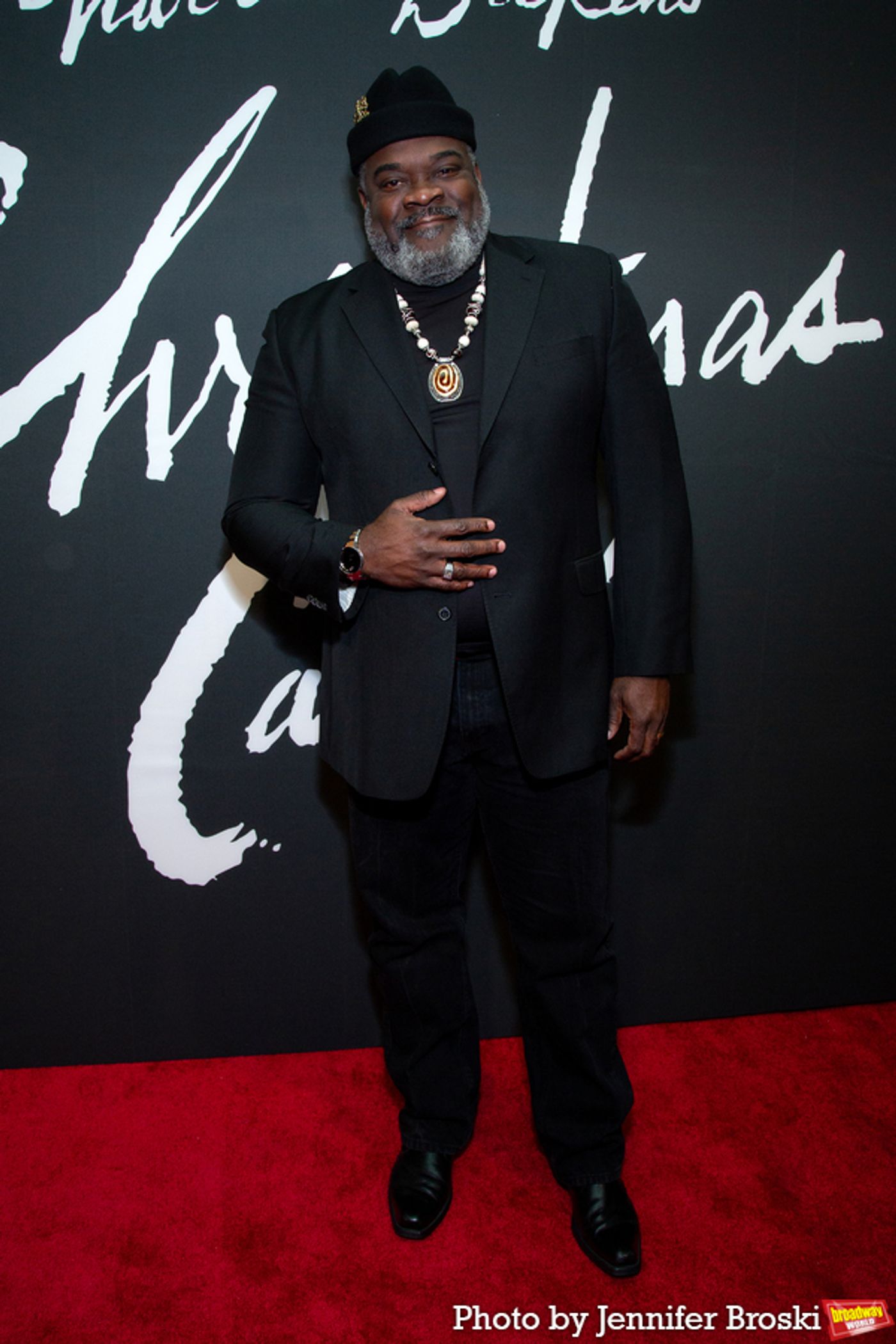 Photos: On the Red Carpet at Opening Night of A CHRISTMAS CAROL  Image