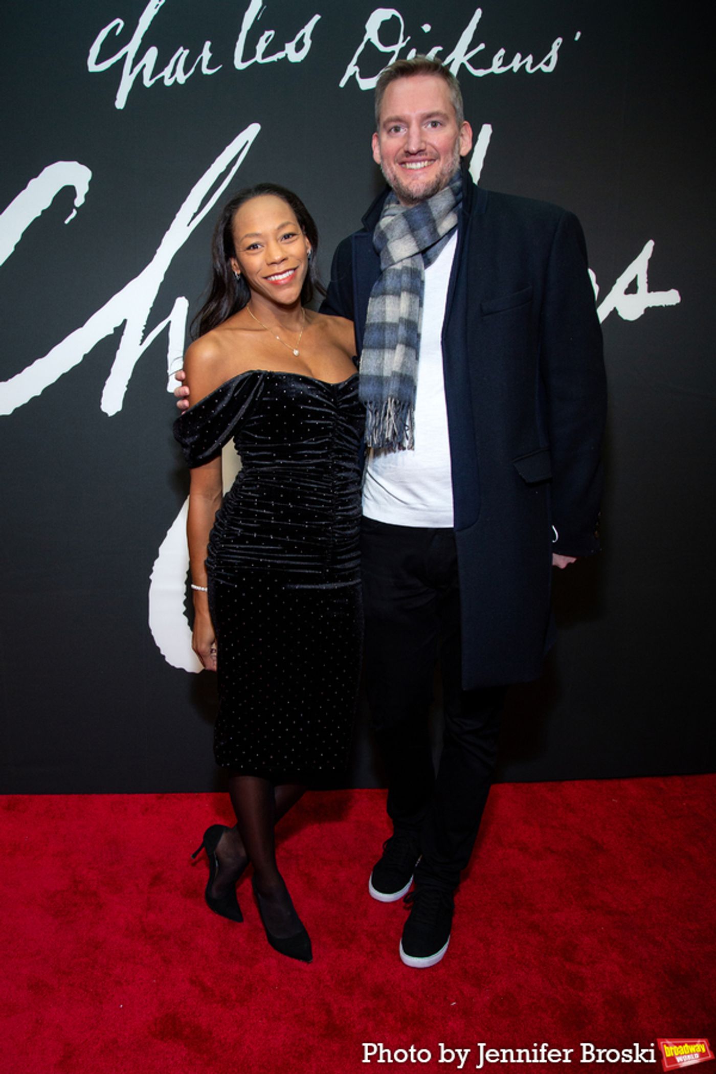 Photos: On the Red Carpet at Opening Night of A CHRISTMAS CAROL  Image