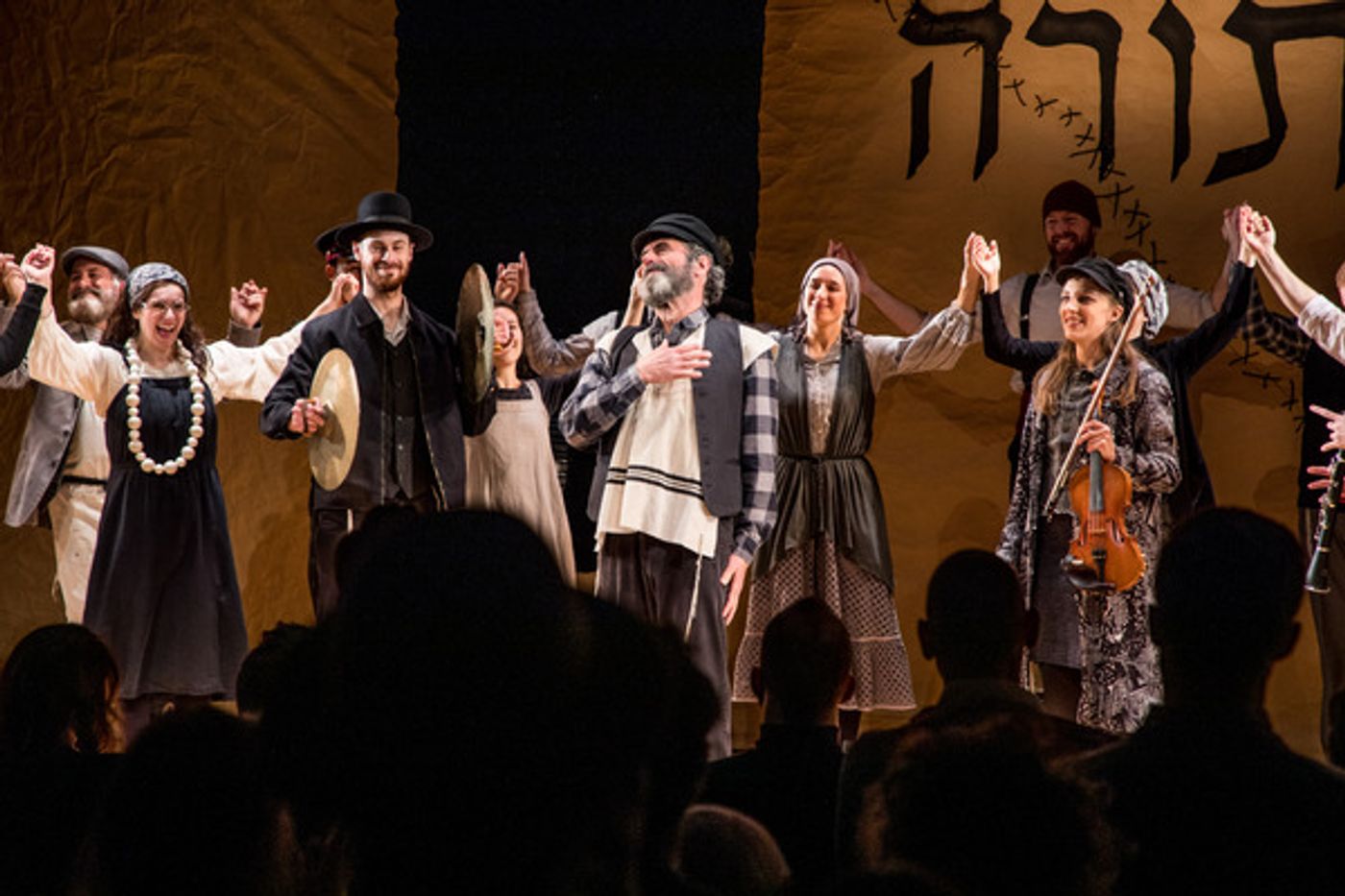 Photos: Inside Opening Night of FIDDLER ON THE ROOF in Yiddish  Image
