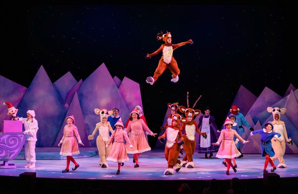 Photos: First Look at Stages Theatre Company's RUDOLPH THE RED-NOSED REINDEER: THE MUSICAL  Image