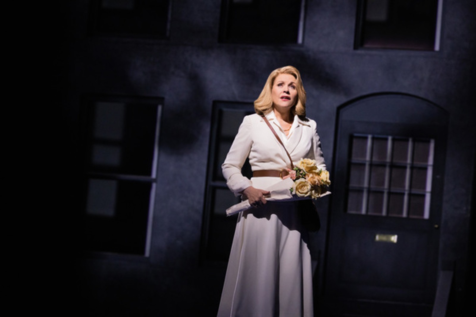 Photos: First Look at Kelli O'Hara, Renée Fleming & Joyce DiDonato in THE HOURS at The Metropolitan Opera — photo 9 of 17