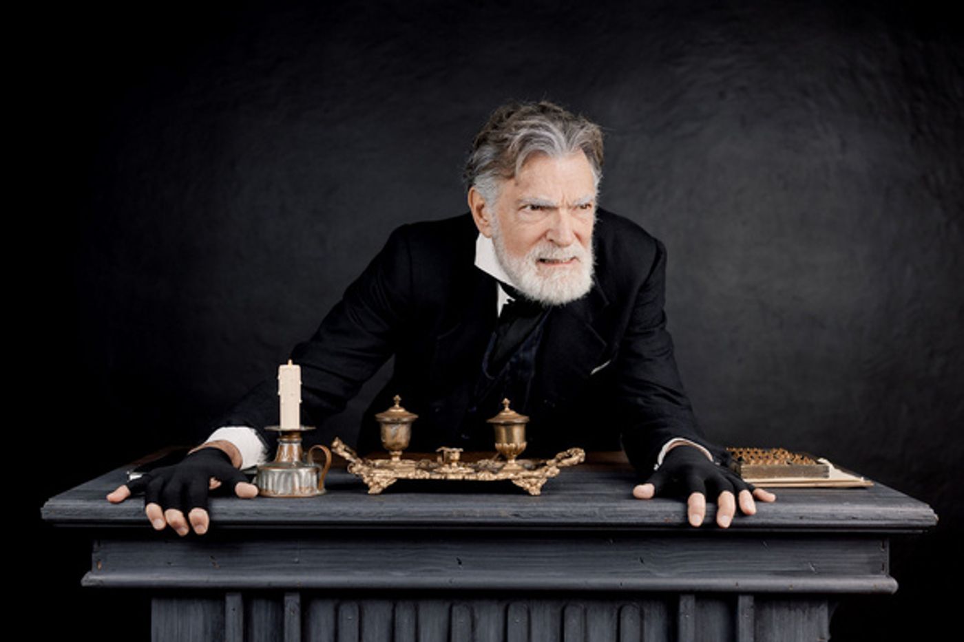 Photos: First Look At A CHRISTMAS CAROL At Ensemble Theatre Company  Image