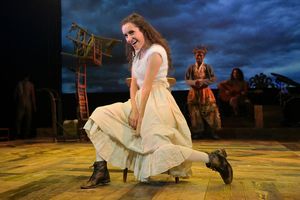 Eleanor Sutton, Jordan Laviniere @ BroadwayWorld Eleanor Sutton, Jordan Laviniere Photo