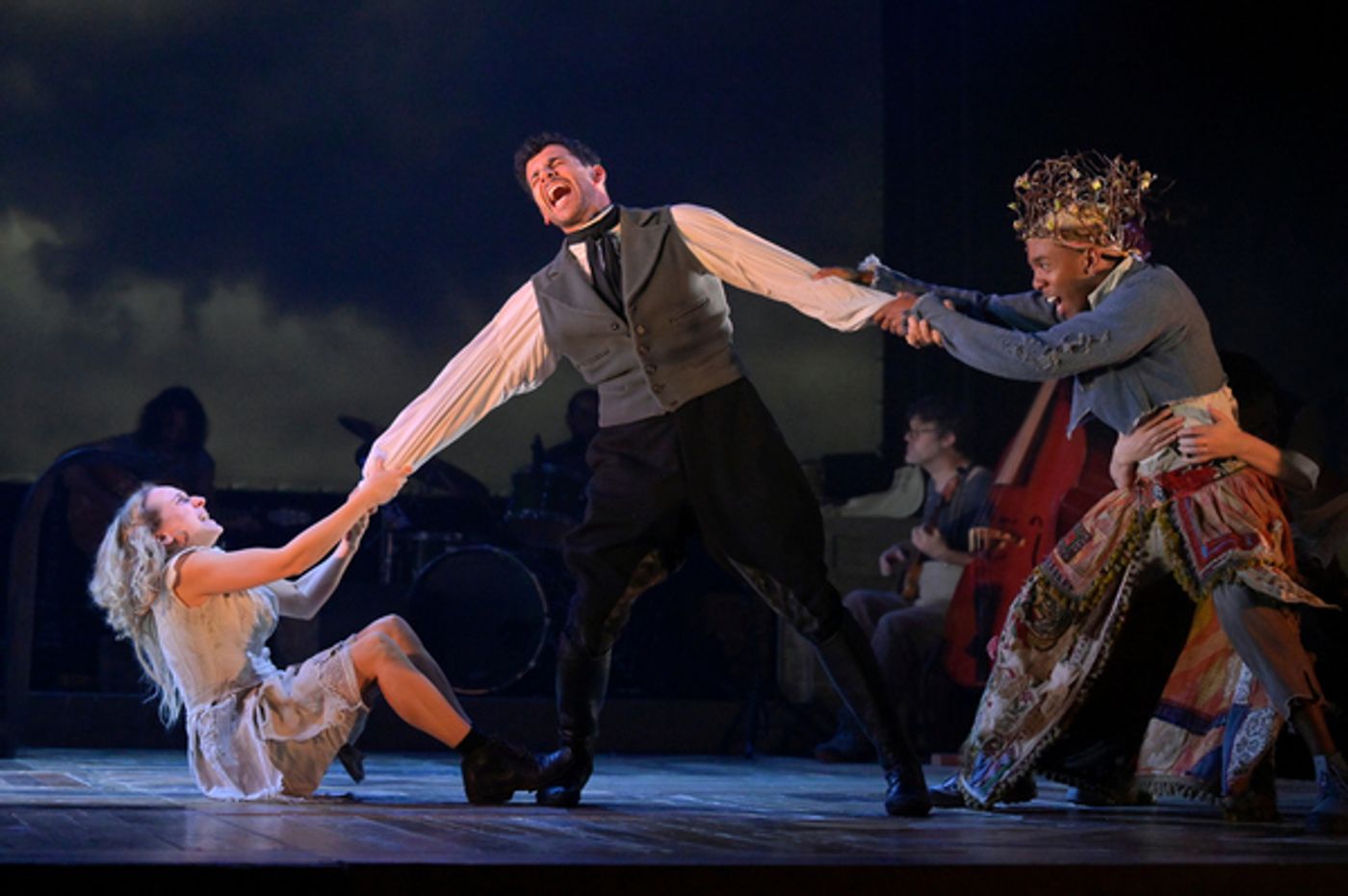 Photos: First Look At The West Coast Premiere of Wise Children's WUTHERING HEIGHTS  Image