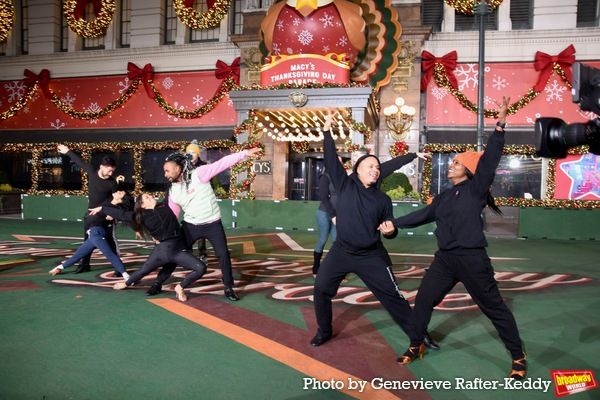 Photos: Gloria Estefan, The Radio City Rockettes, and More Rehearse For the Macy's Thanksgiving Day Parade  Image