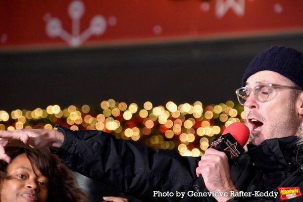 Photos: Gloria Estefan, The Radio City Rockettes, and More Rehearse For the Macy's Thanksgiving Day Parade  Image