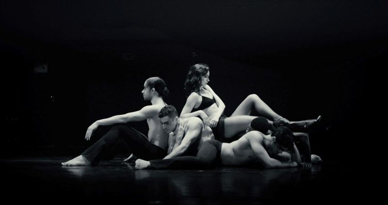 Alonso Barros Pays an Affective Homage to Musical Theater in His Debut Movie TEATRO BR  Image
