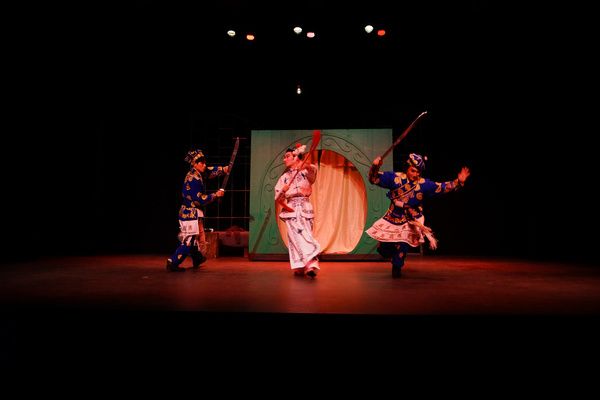 Photos: Inside Woodstock Playhouse's Production Of David Henry Hwang's M. BUTTERFLY  Image